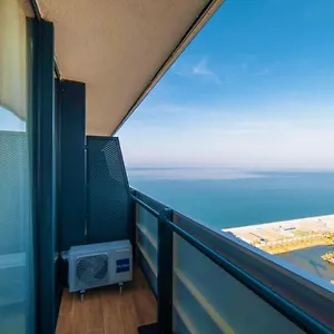 orbi-city-boulvard-side-sea-view-aparthotel.batumihotels.net/